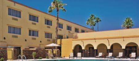 La Quinta Inn & Suites Tucson-Reid Park